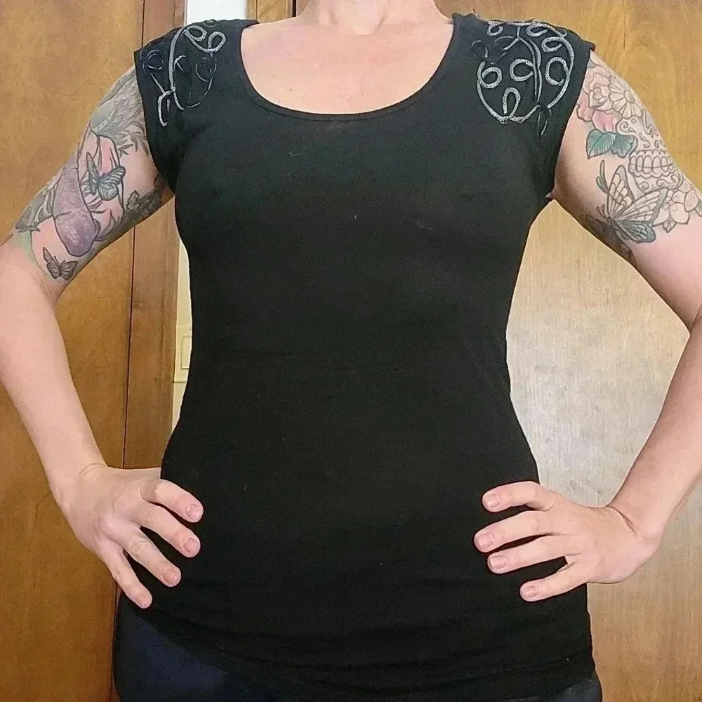 Cynthia Rowley‎ short capped sleeve black shirt, size M